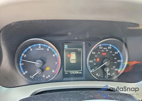 2017 Toyota Rav4 Xle z USA, uszkodzony, nr VIN 2T3WFREV3HW344186